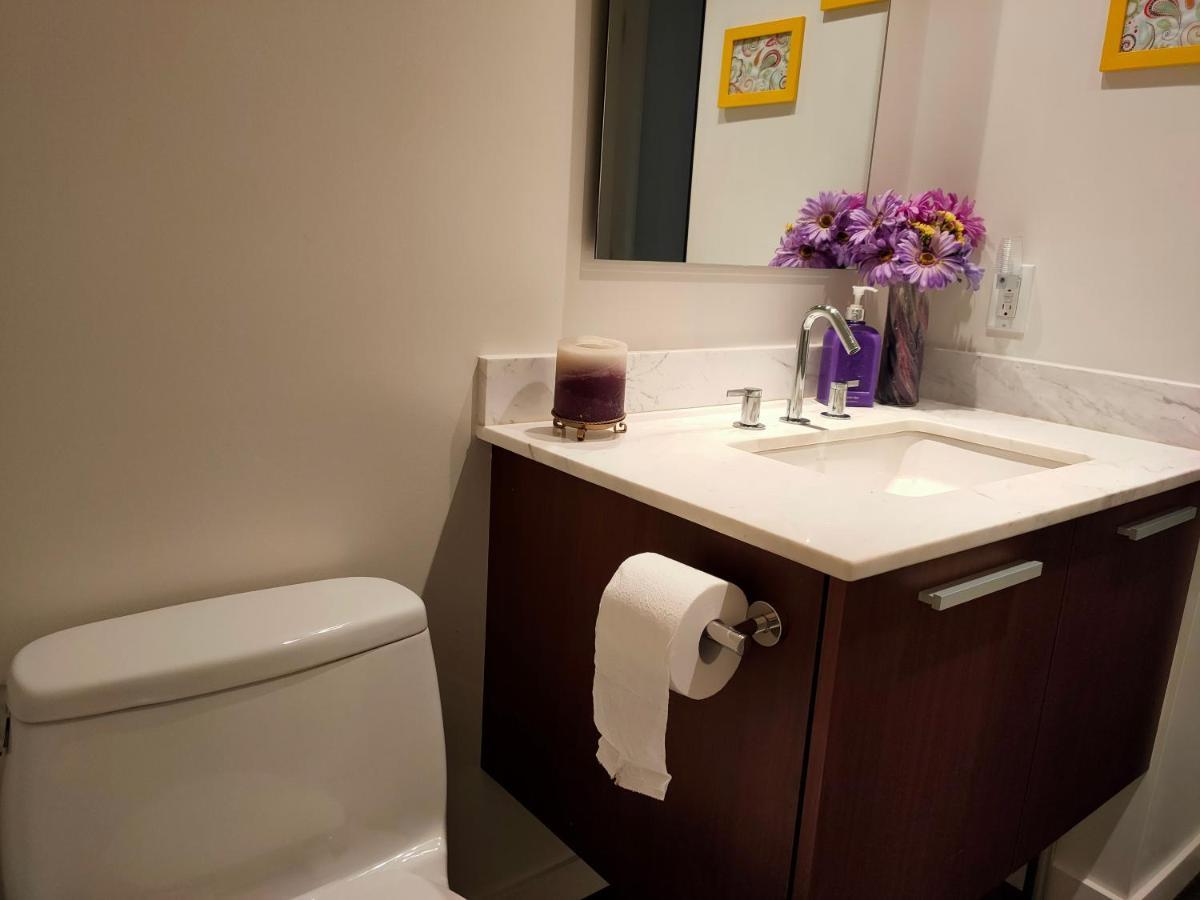Waterfalls Hotel - Suite In Falls Downtown With Pool Victoria Ngoại thất bức ảnh